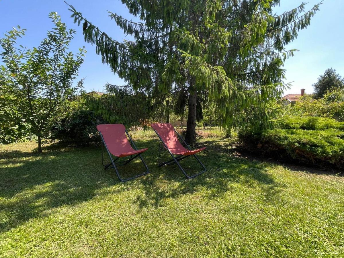 Chill Apartman Oroshaza Bagian luar foto